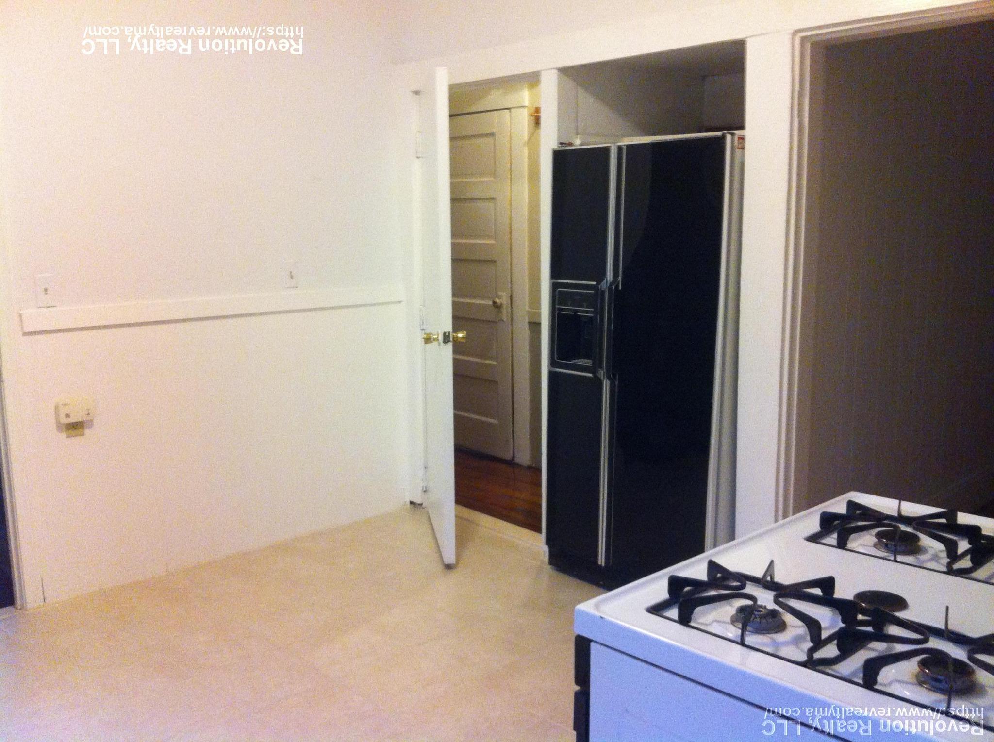Photos of apartment on Reeds Ct.,Somerville MA 02145