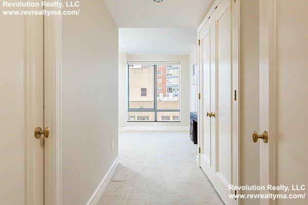 1 Avery St, Downtown