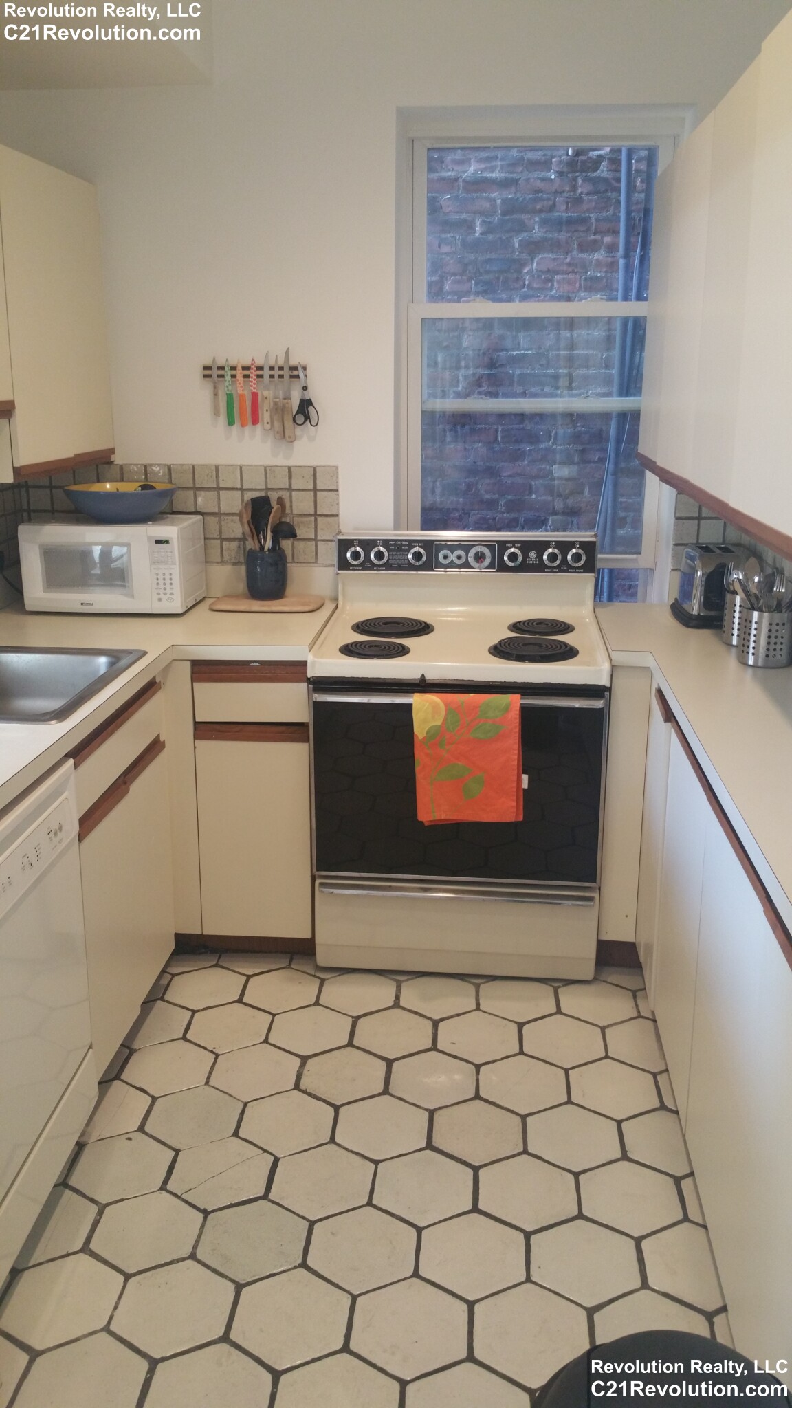 121 Salem St, North End