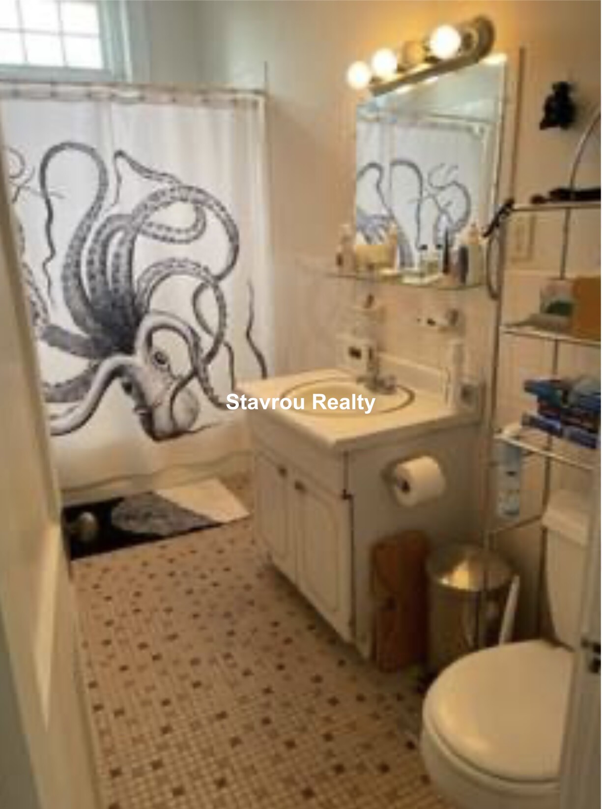 1673 Beacon St, Washington Square