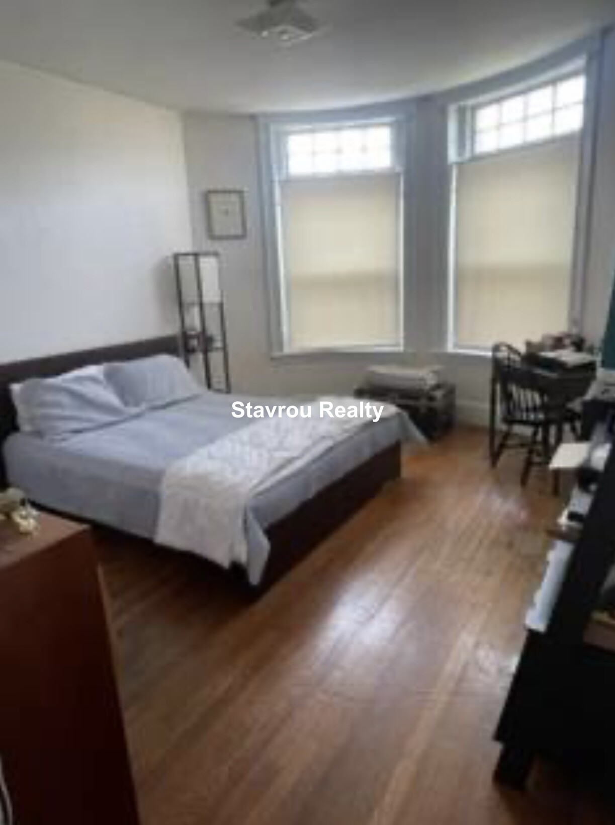 1673 Beacon St, Washington Square