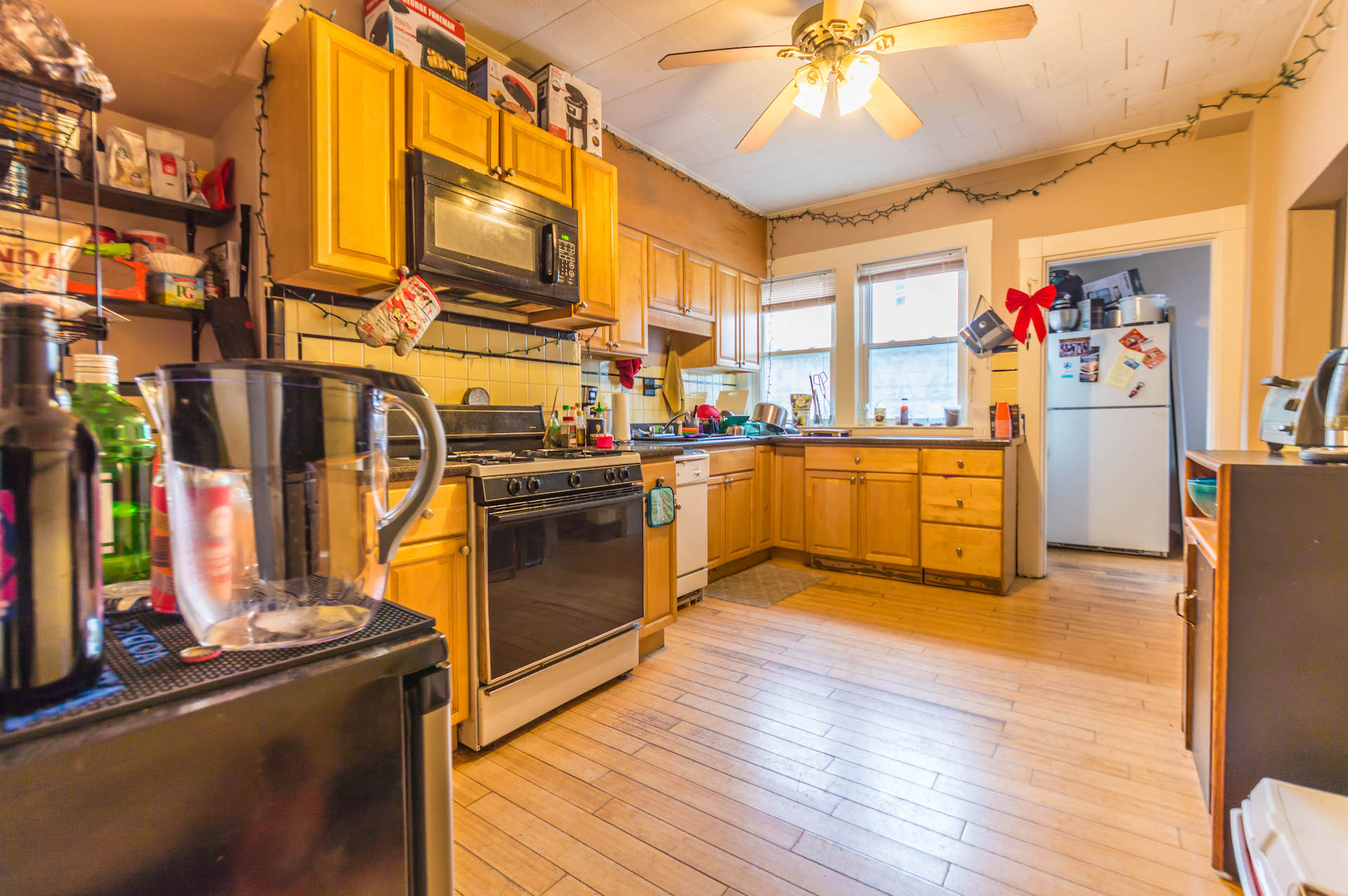5 bed, 1.5 bath apartment for rent at 4 Sparhawk St Unit 4, Brighton — photo 8 of 35