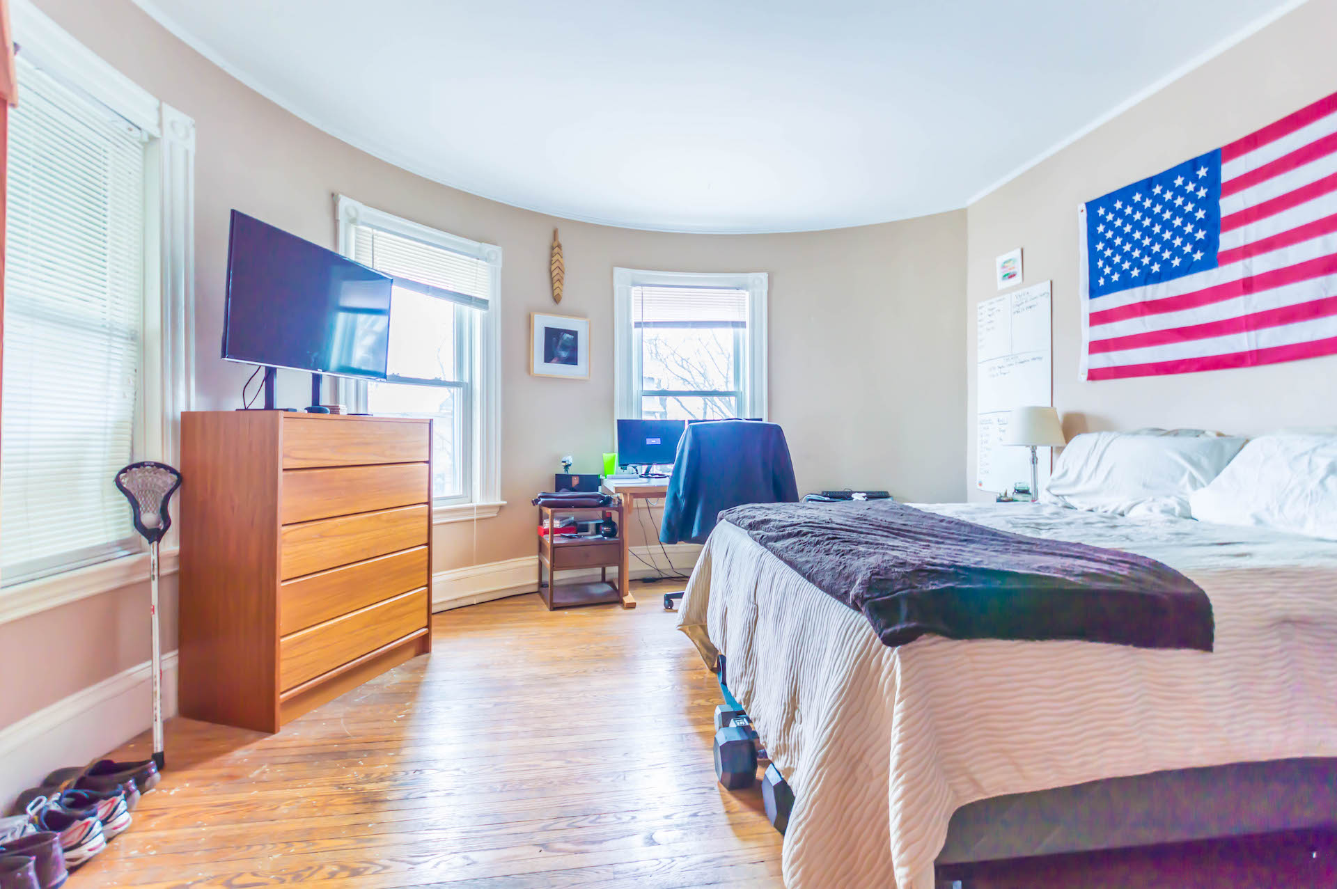 5 bed, 1.5 bath apartment for rent at 4 Sparhawk St Unit 4, Brighton — photo 14 of 35