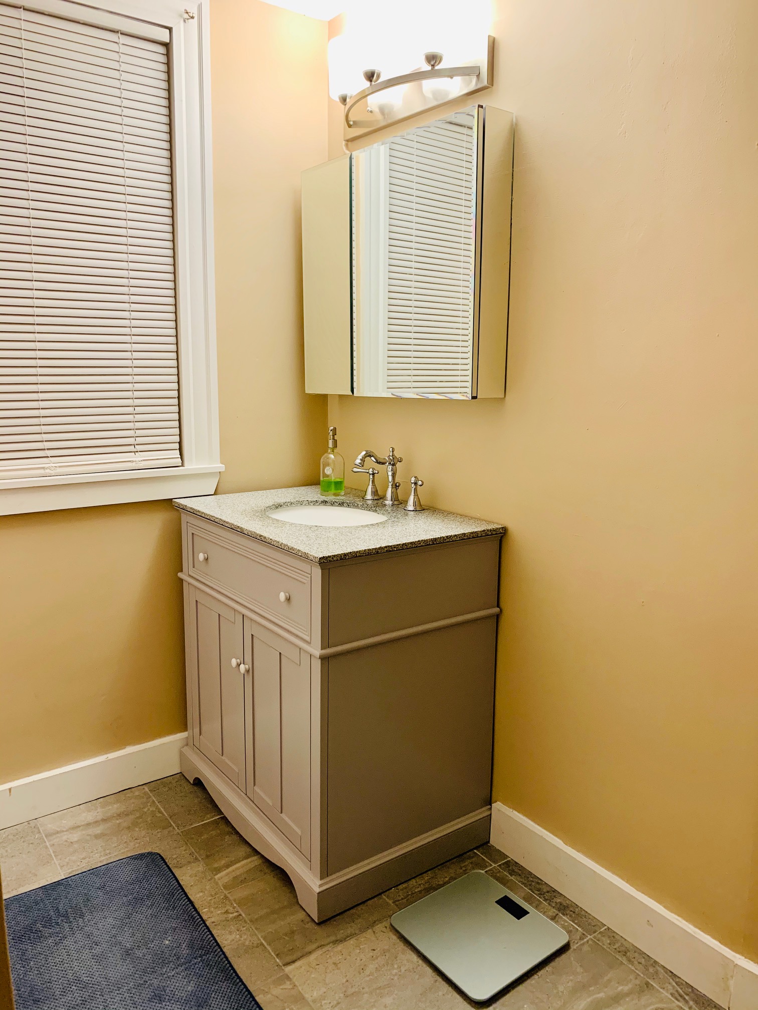 5 bed, 2 bath apartment for rent at 2 Sparhawk Unit 2, Brighton — photo 12 of 27