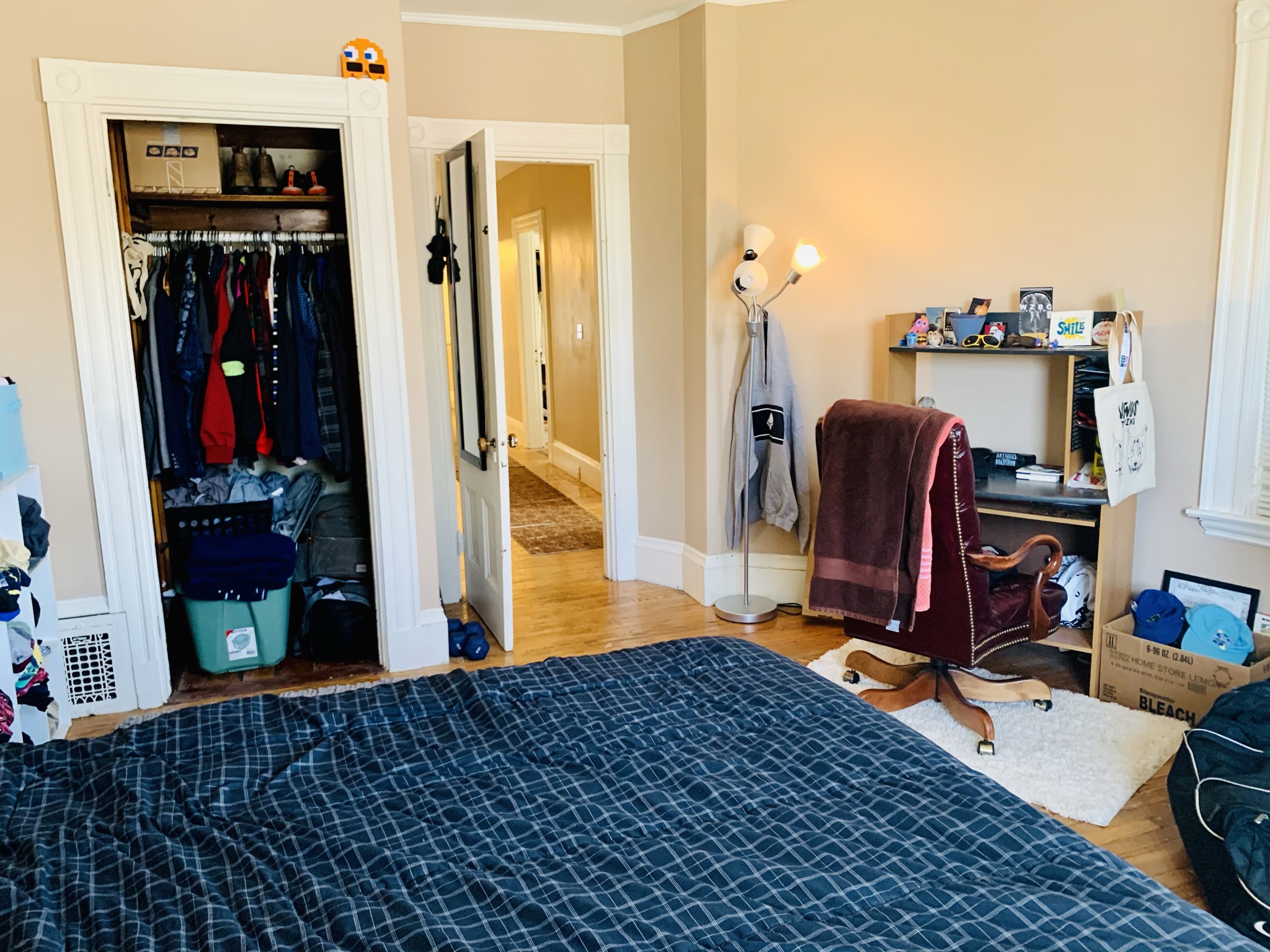 5 bed, 1.5 bath apartment for rent at 4 Sparhawk St Unit 4, Brighton — photo 17 of 35