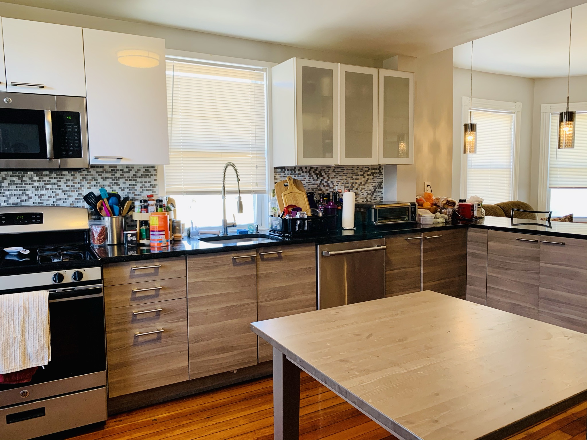3 bed, 1 bath apartment for rent at 8 Eulita Ter Unit 3, Brighton — photo 5 of 19