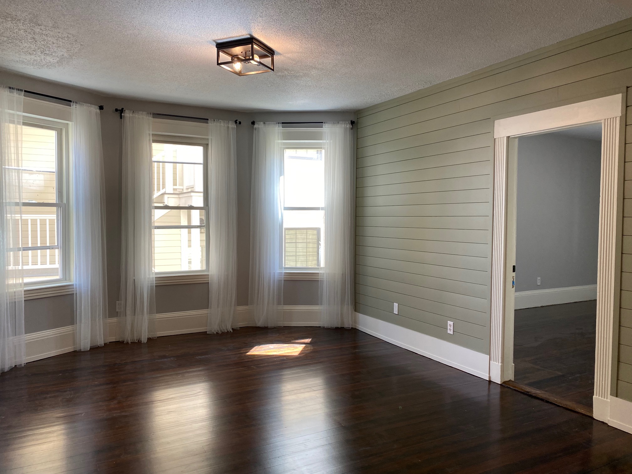 56 Mansfield St, Allston