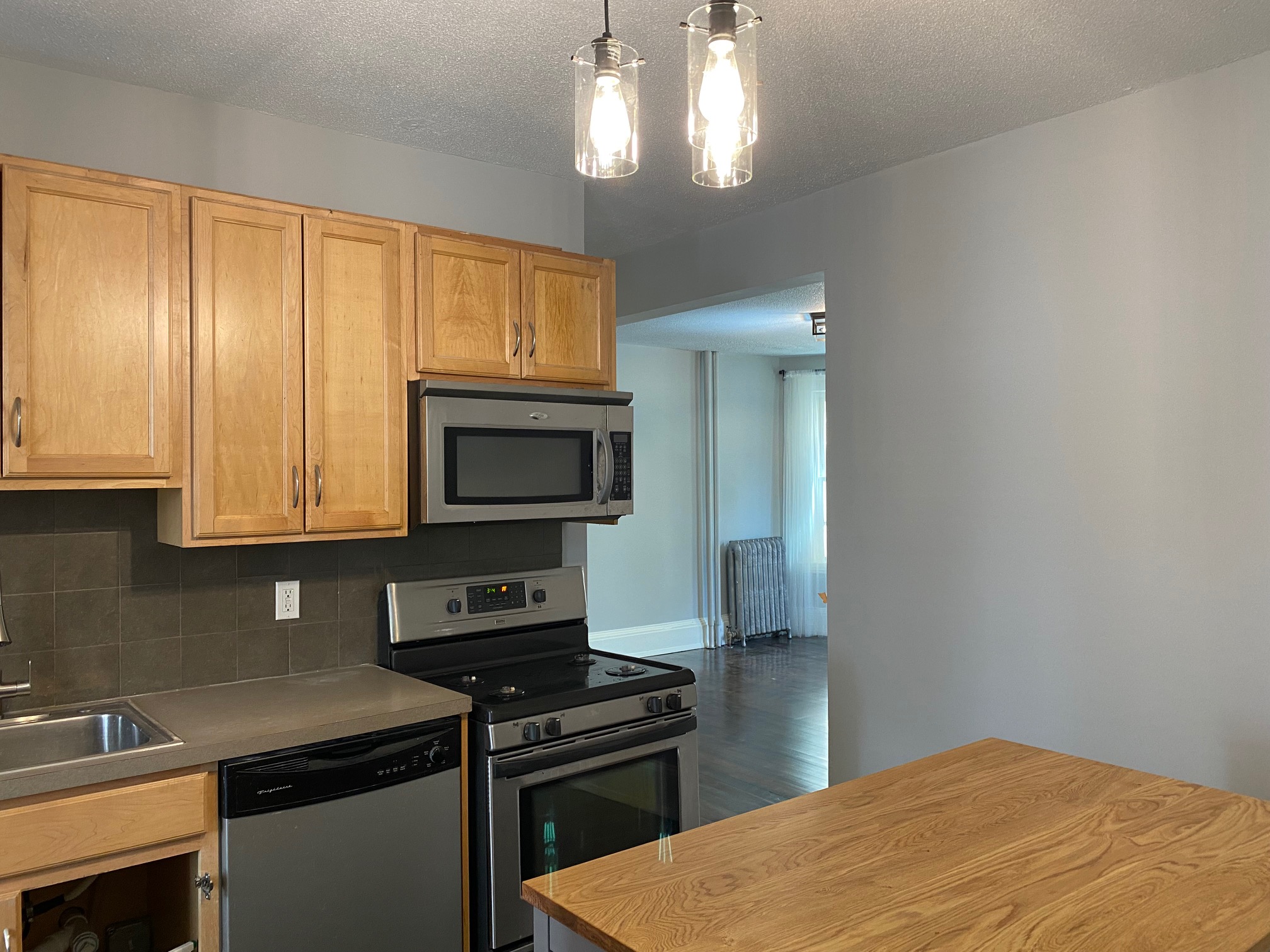 56 Mansfield St, Allston