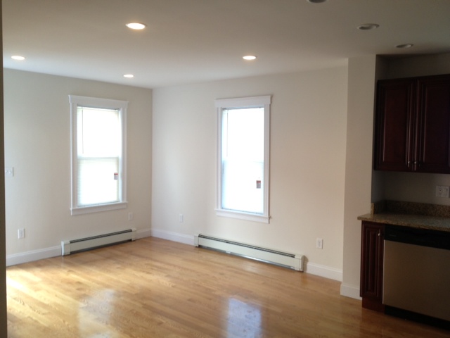 200 Brooks St, East Boston