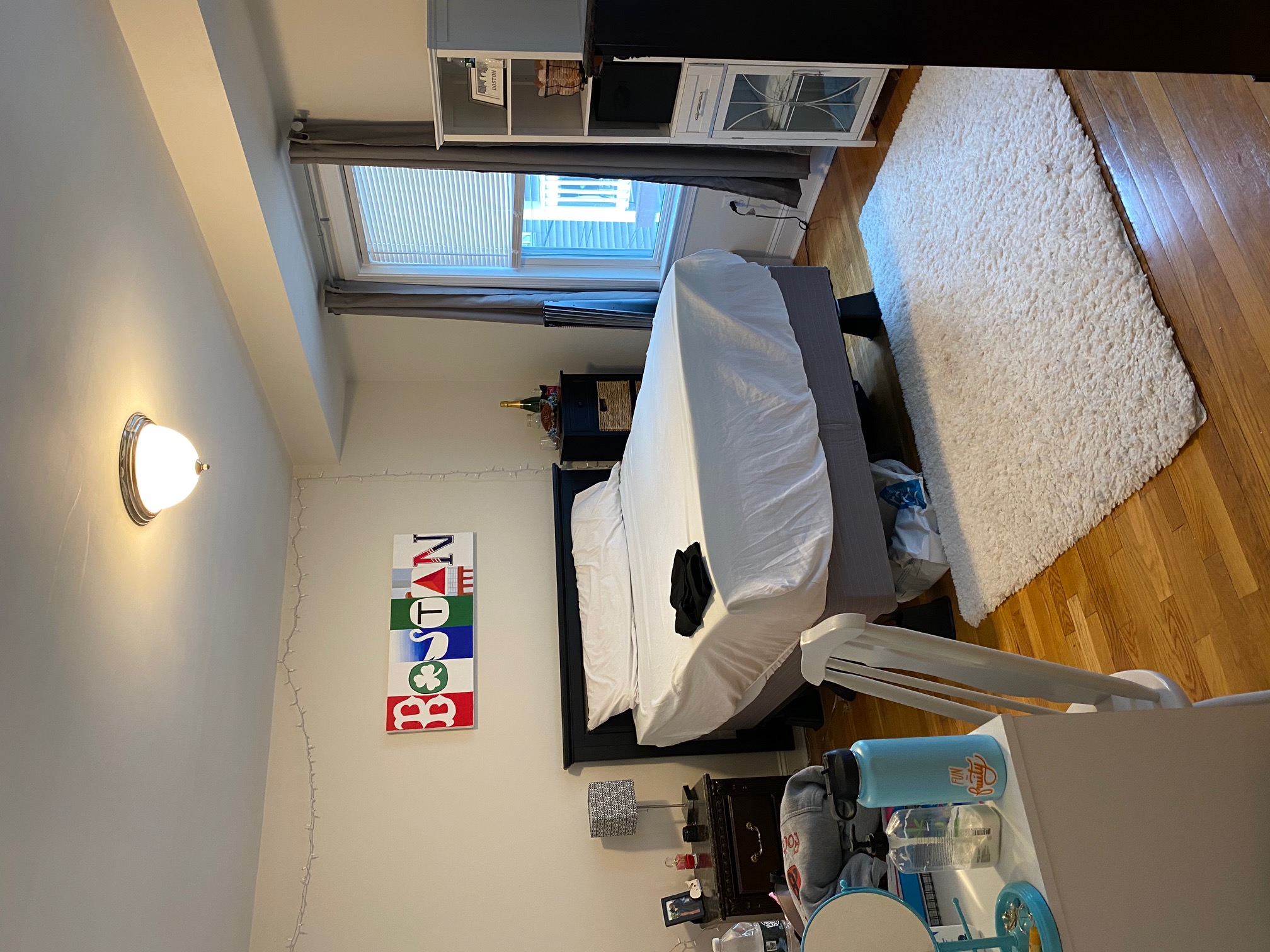 3 bed, 2 bath apartment for rent at 14 Homer St Unit 2, Brookline Village — photo 4 of 11