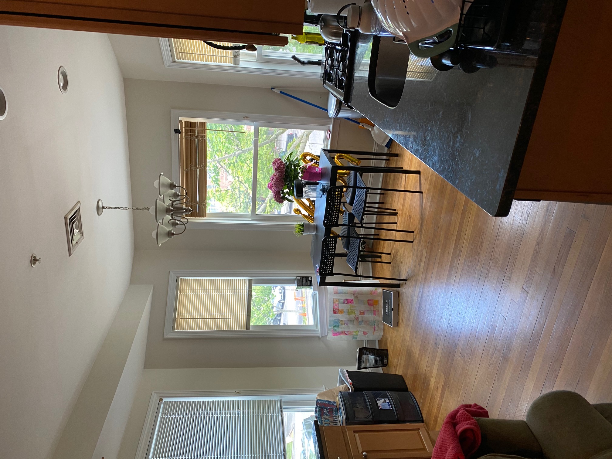 3 bed, 2 bath apartment for rent at 14 Homer St Unit 2, Brookline Village — photo 2 of 11