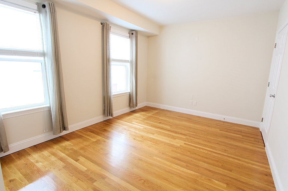 12 Homer St, Brookline Village