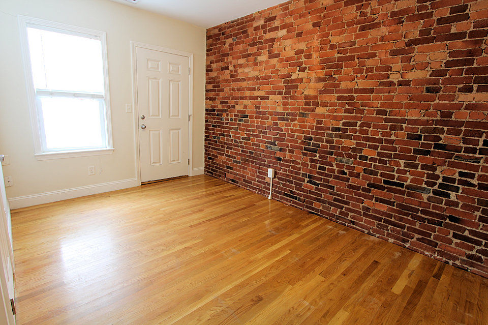 12 Homer St, Brookline Village