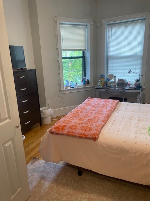 12 Homer St, Coolidge Corner