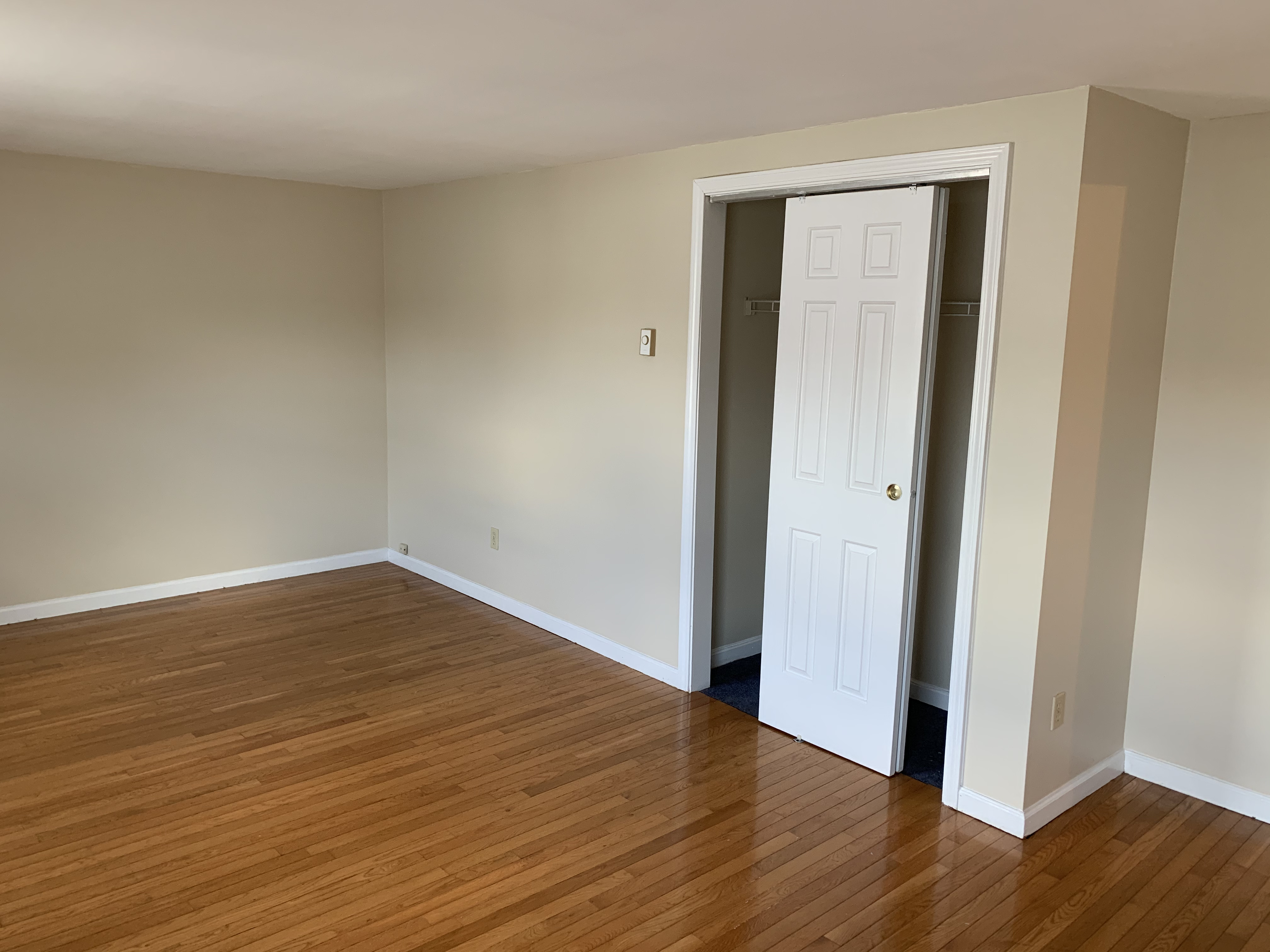 2 bed, 1.5 bath apartment for rent at 50 Hicks Ave Unit 15, Medford — photo 14 of 23