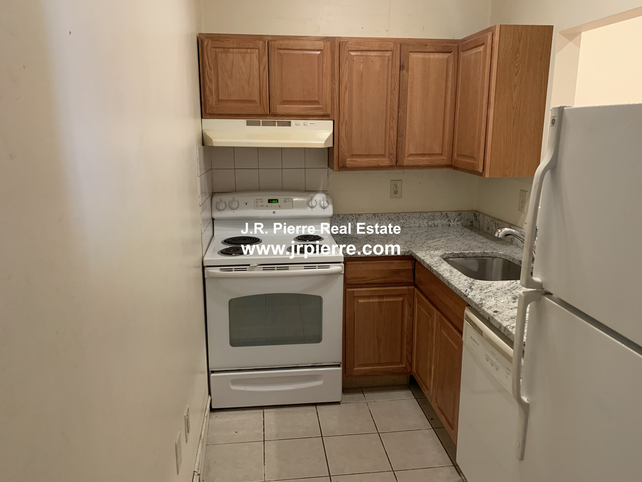 1 Copeland, Boston, MA - 4,000 USD/ month
