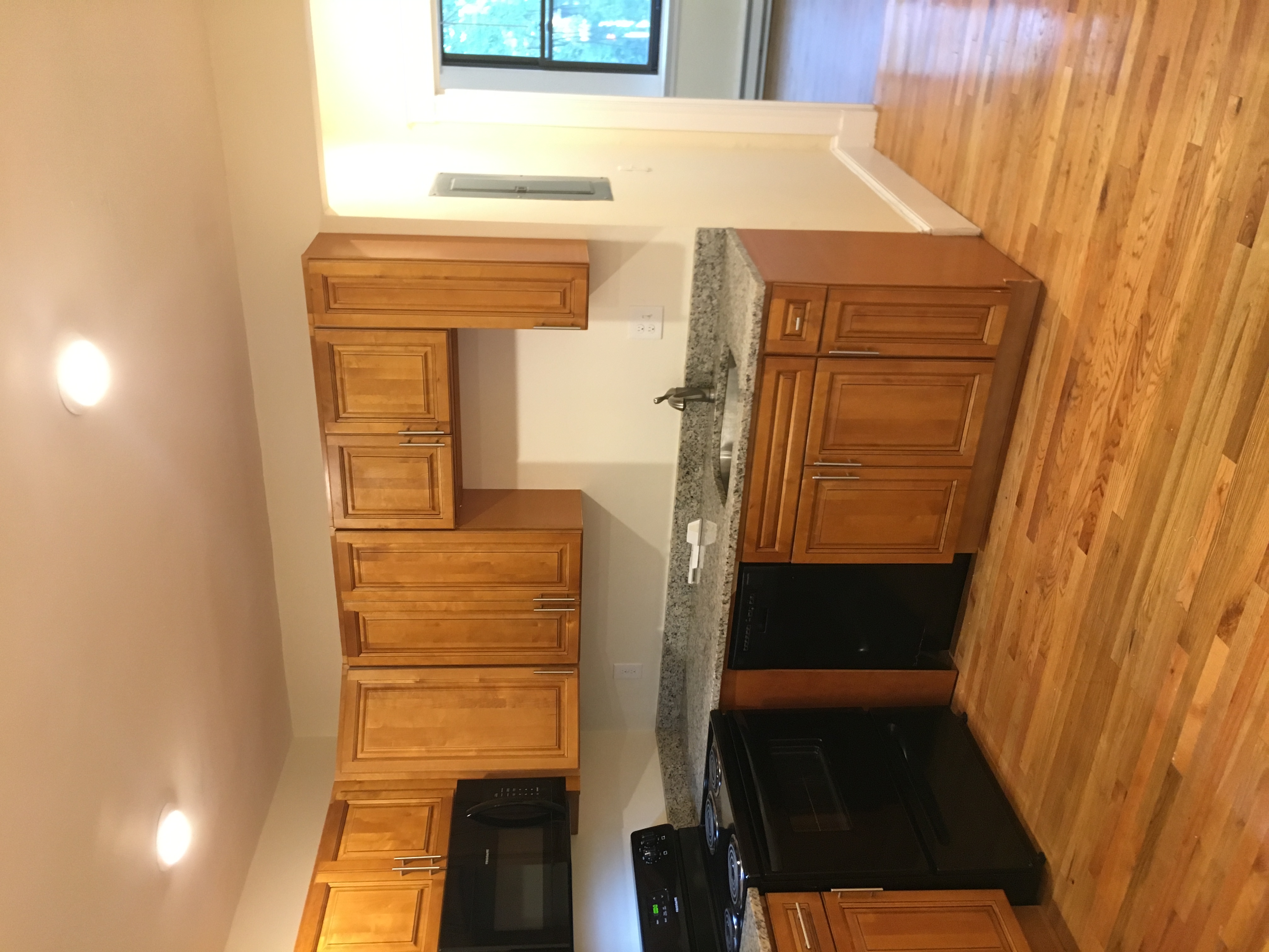 3 bed, 1 bath apartment for rent at 383 Broadway Unit 12, Winter Hill — photo 2 of 13