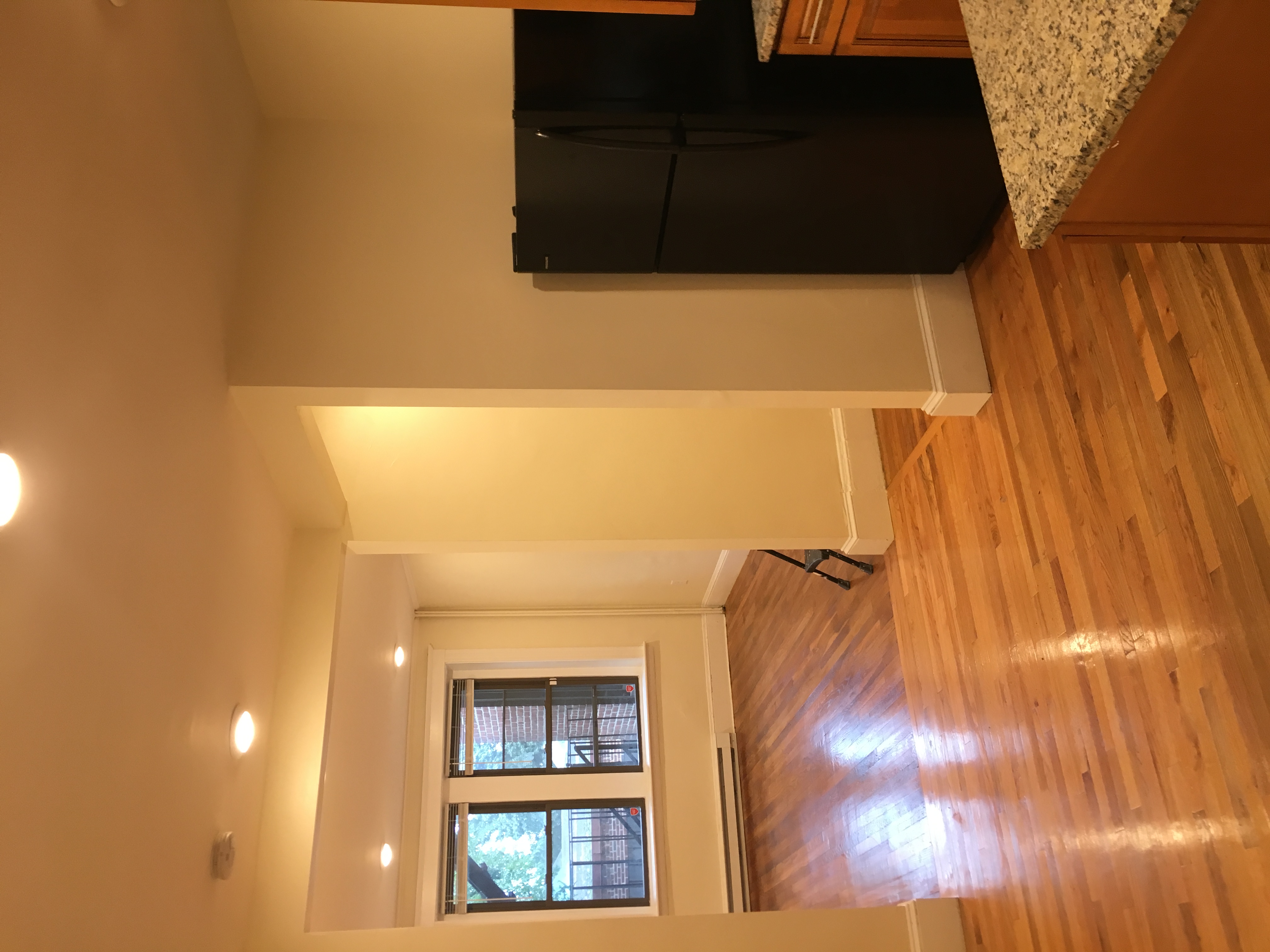 3 bed, 1 bath apartment for rent at 383 Broadway Unit 12, Winter Hill — photo 3 of 13