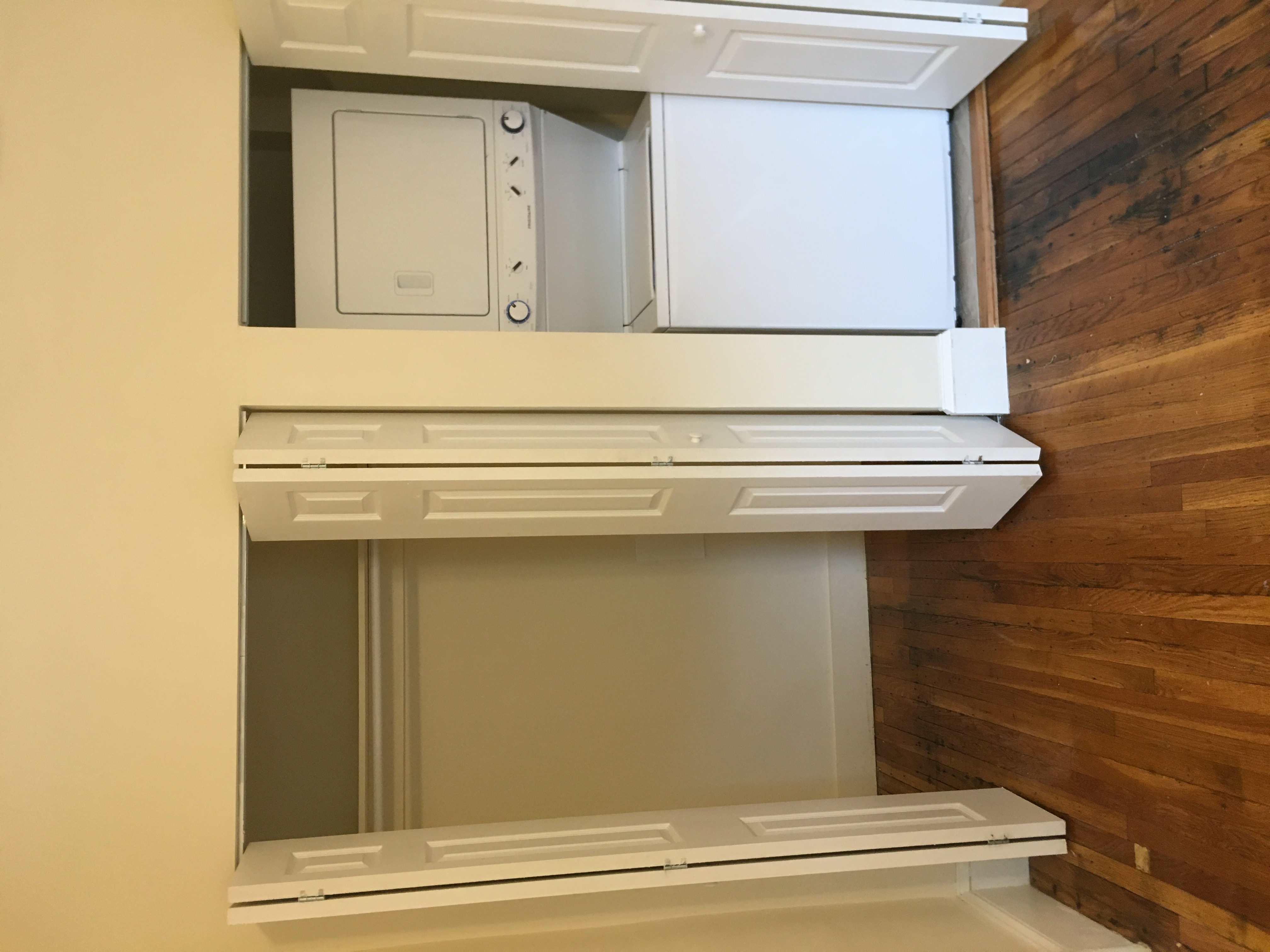 3 bed, 1 bath apartment for rent at 383 Broadway Unit 12, Winter Hill — photo 9 of 13