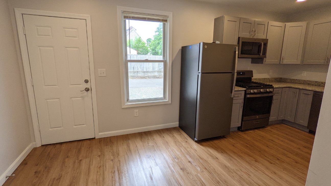 3 bed, 2 bath apartment for rent at 22 Lawton Pl Unit 0, Waltham — photo 2 of 14