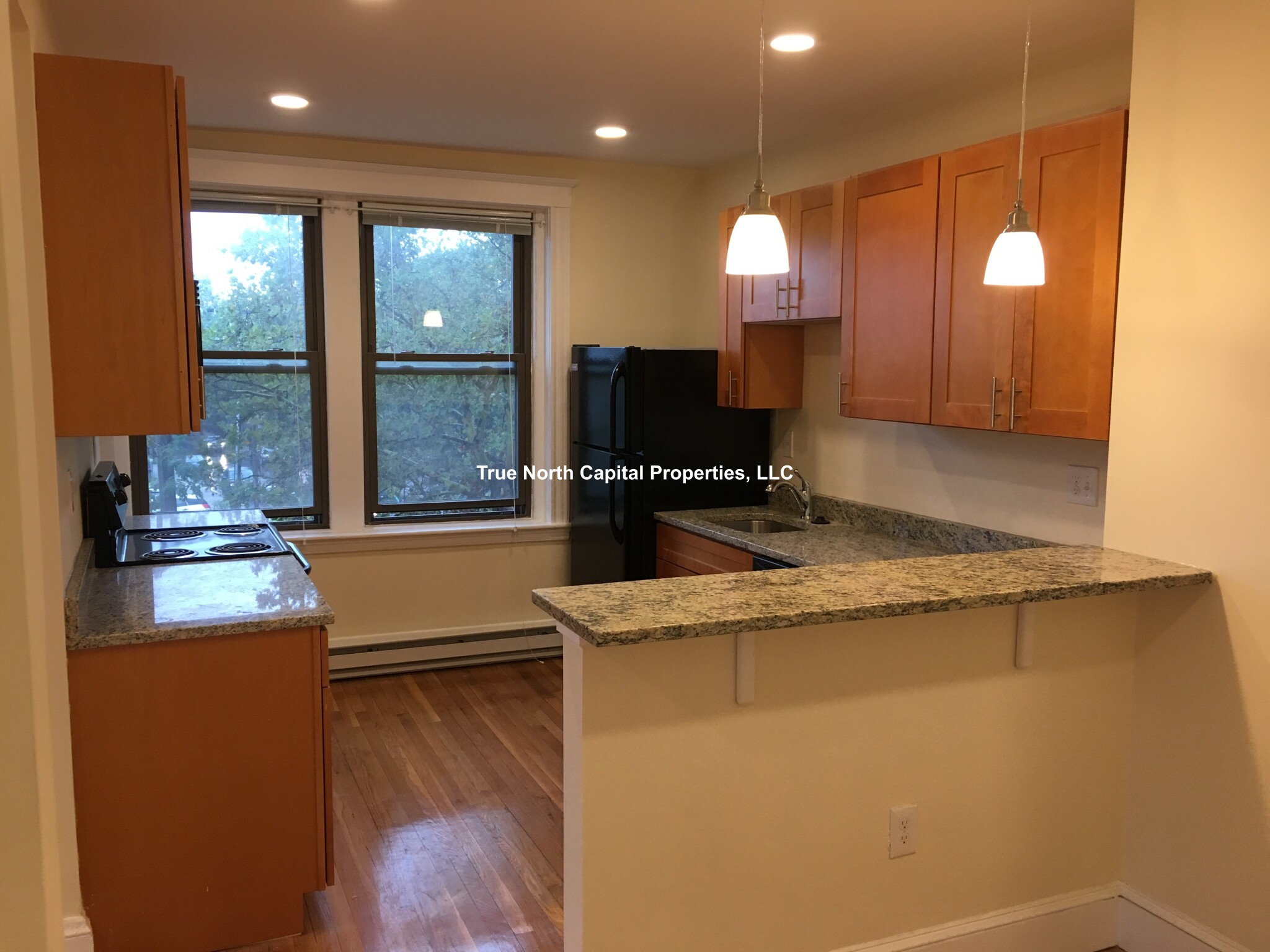 379 Broadway, Winter Hill