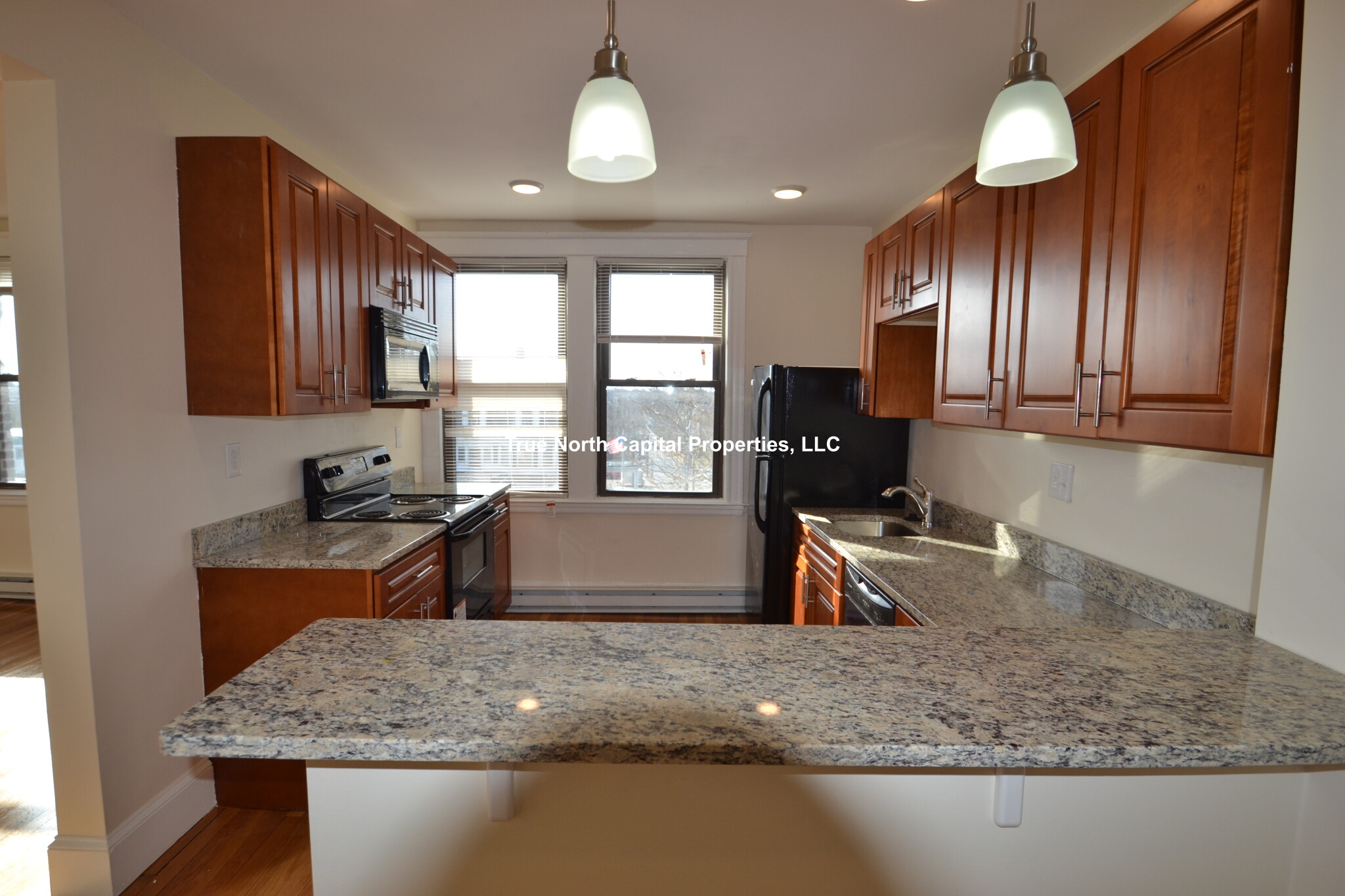 379 Broadway, Winter Hill