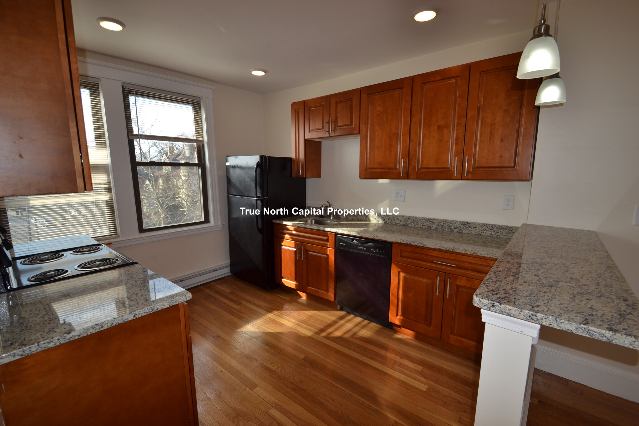 379 Broadway, Winter Hill