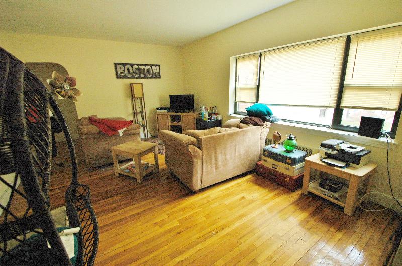 2 bed, 1 bath apartment for rent at 106 Longwood Ave Unit 1, Longwood — photo 5 of 10