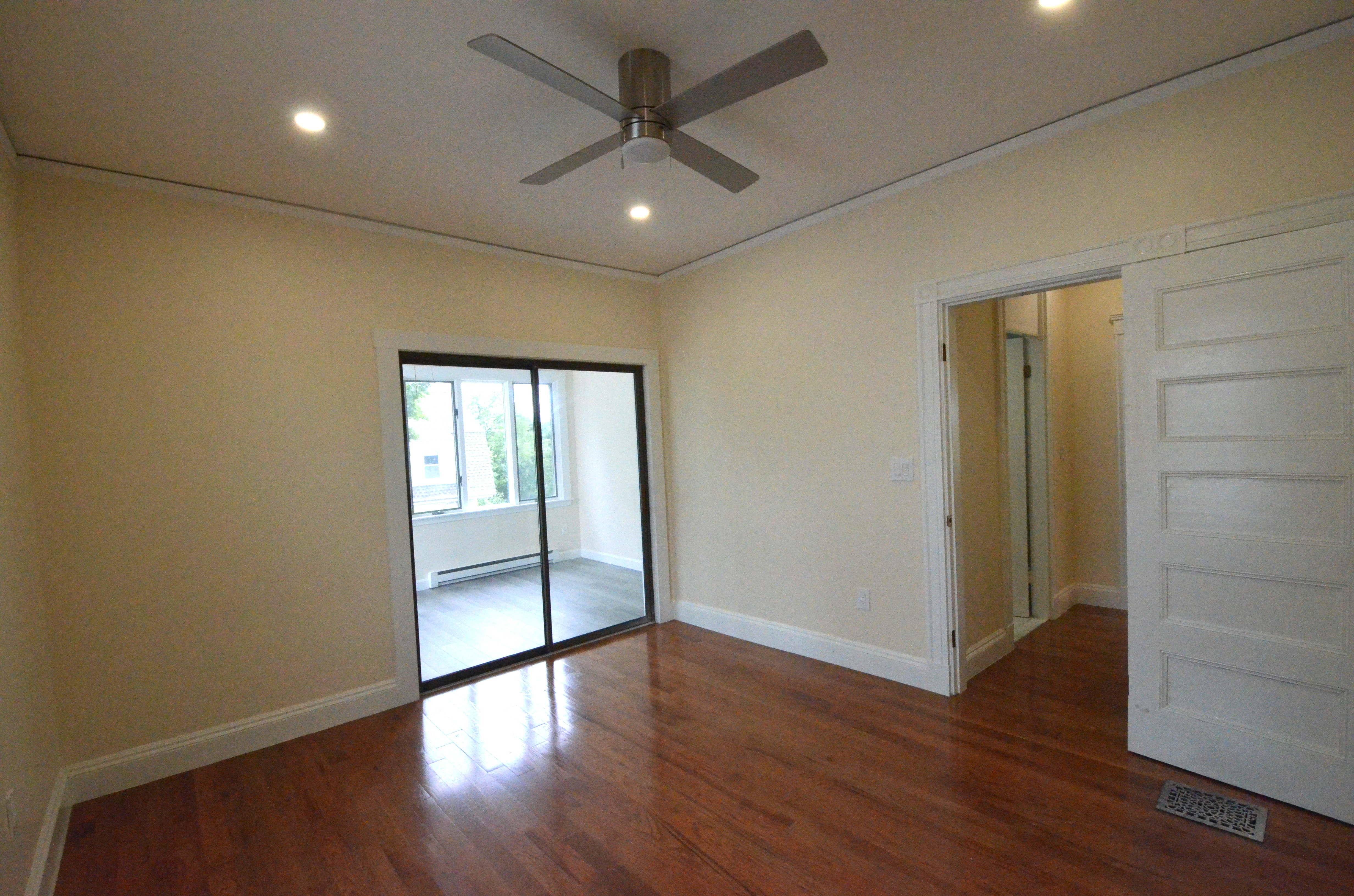 Photo 18 of 175 Belmont St. Unit 3