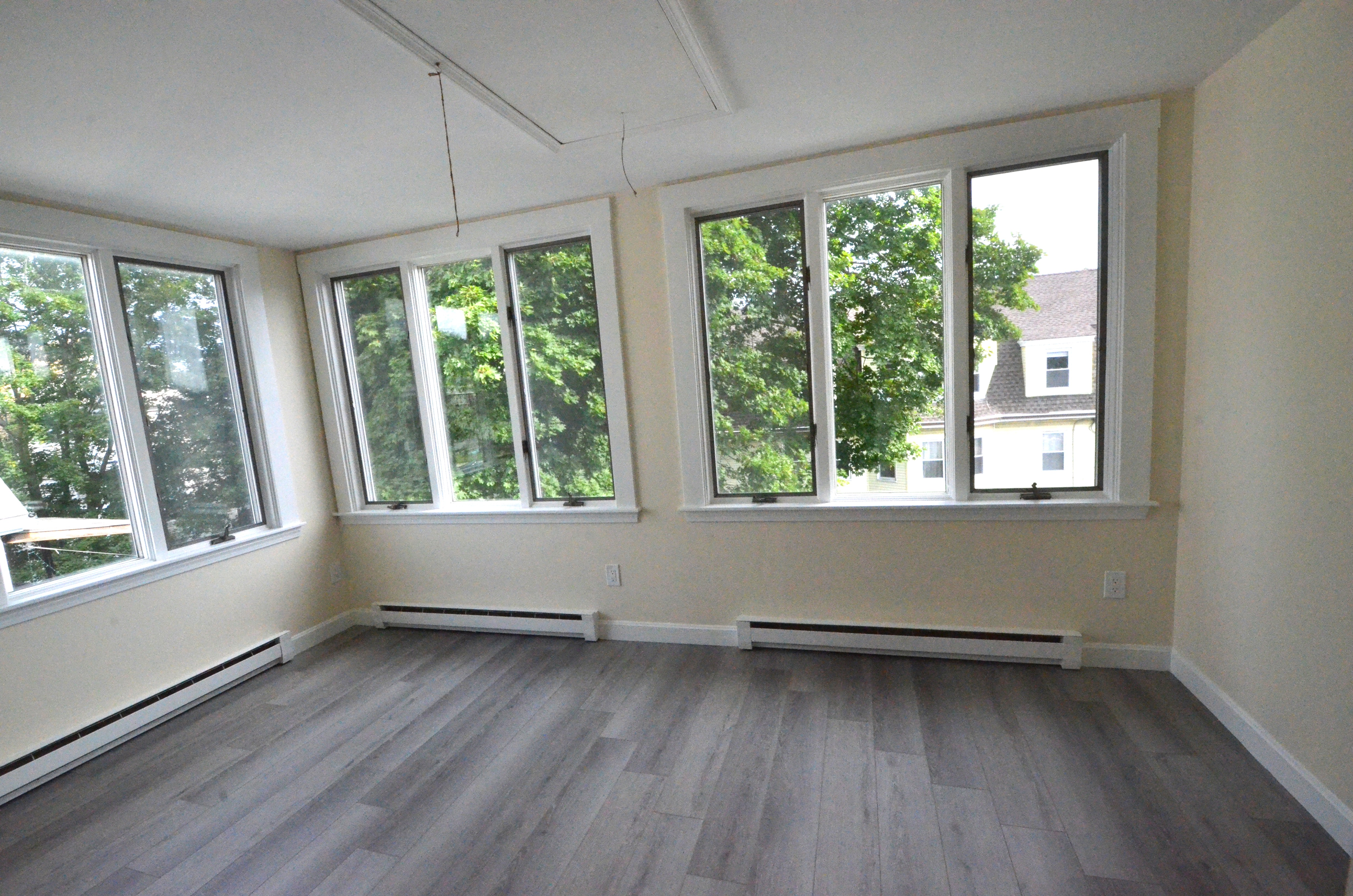 Photo 19 of 175 Belmont St. Unit 3
