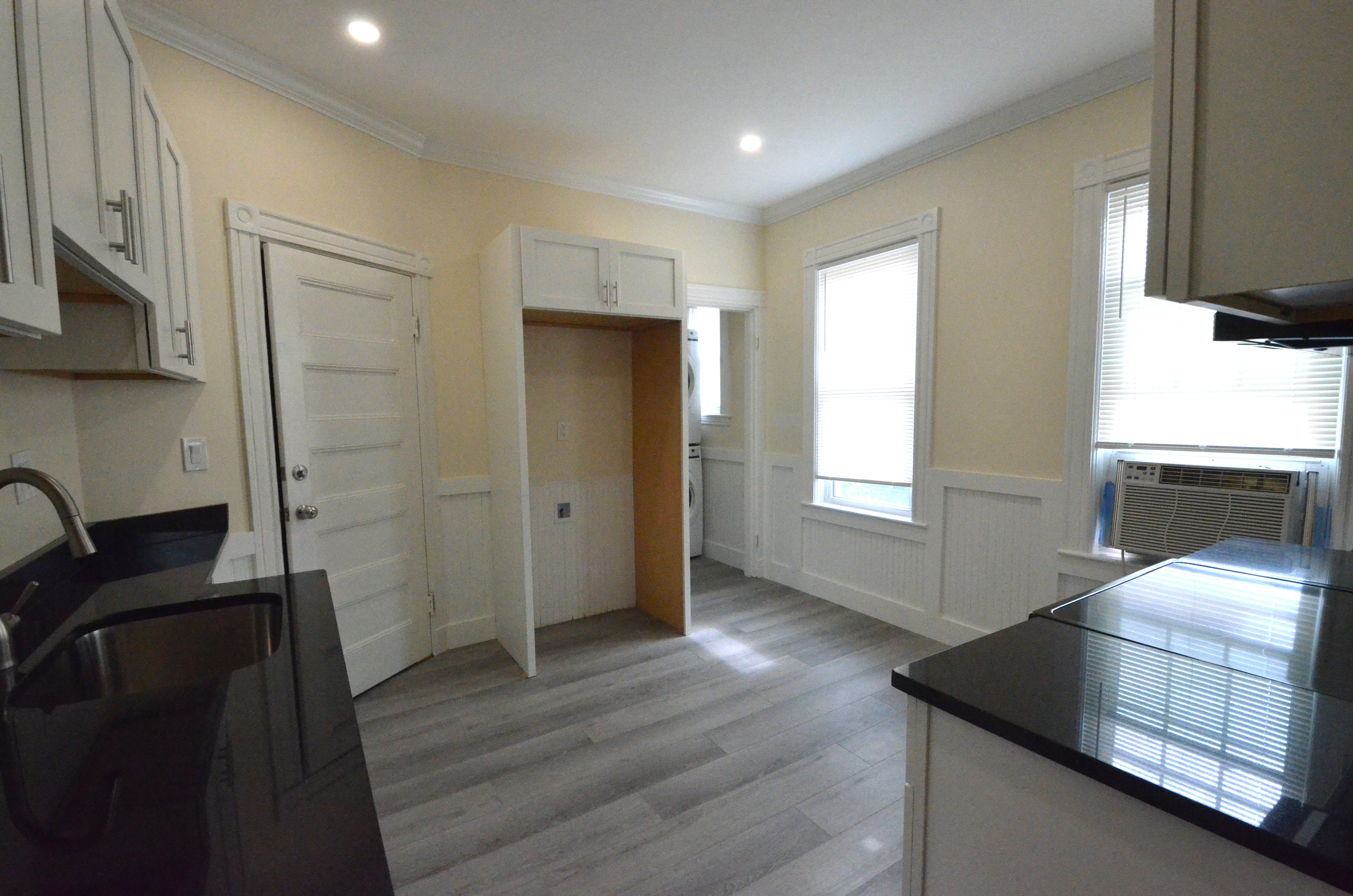 Photo 22 of 175 Belmont St. Unit 3