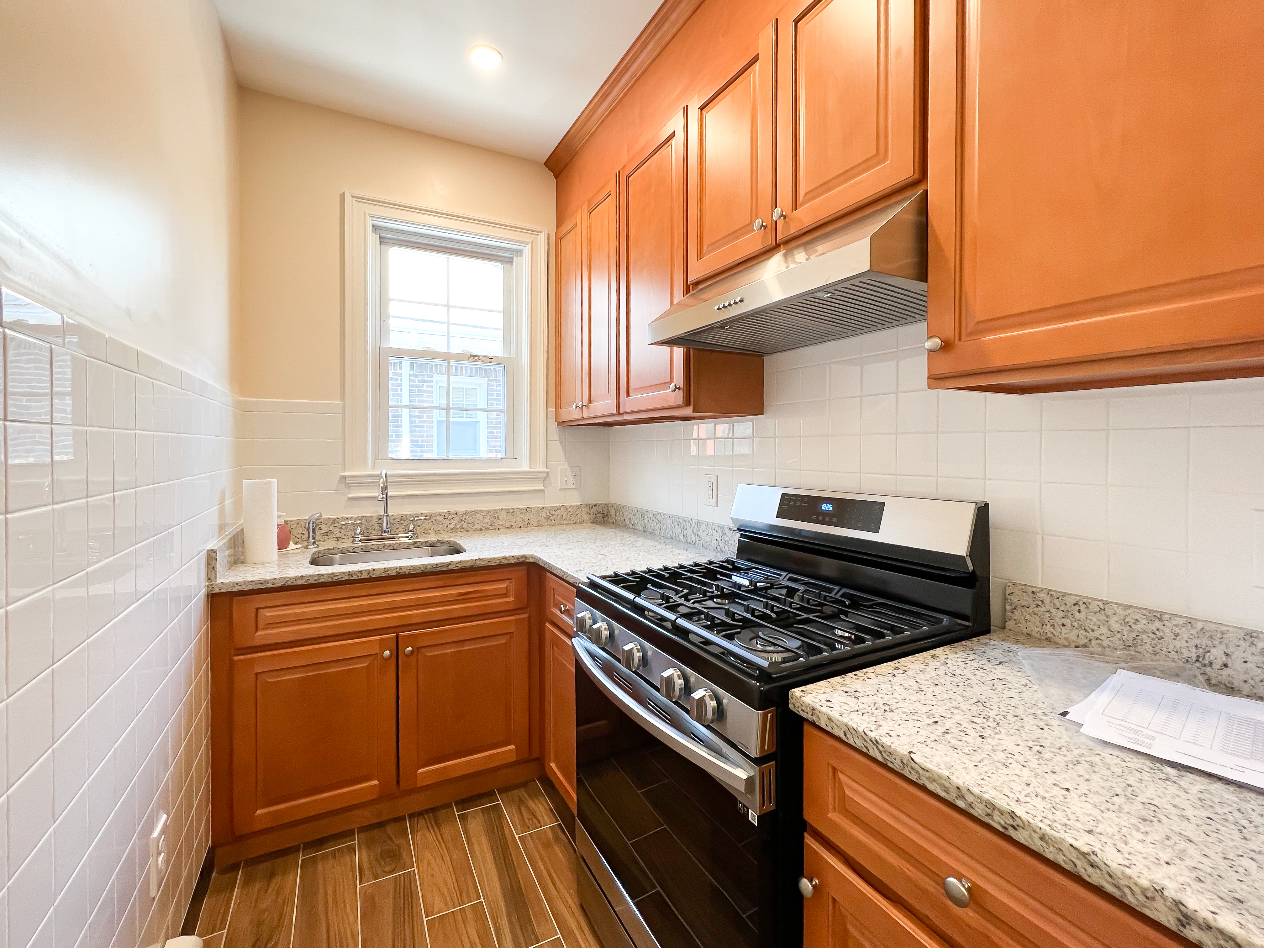 144 Winchester St, Coolidge Corner