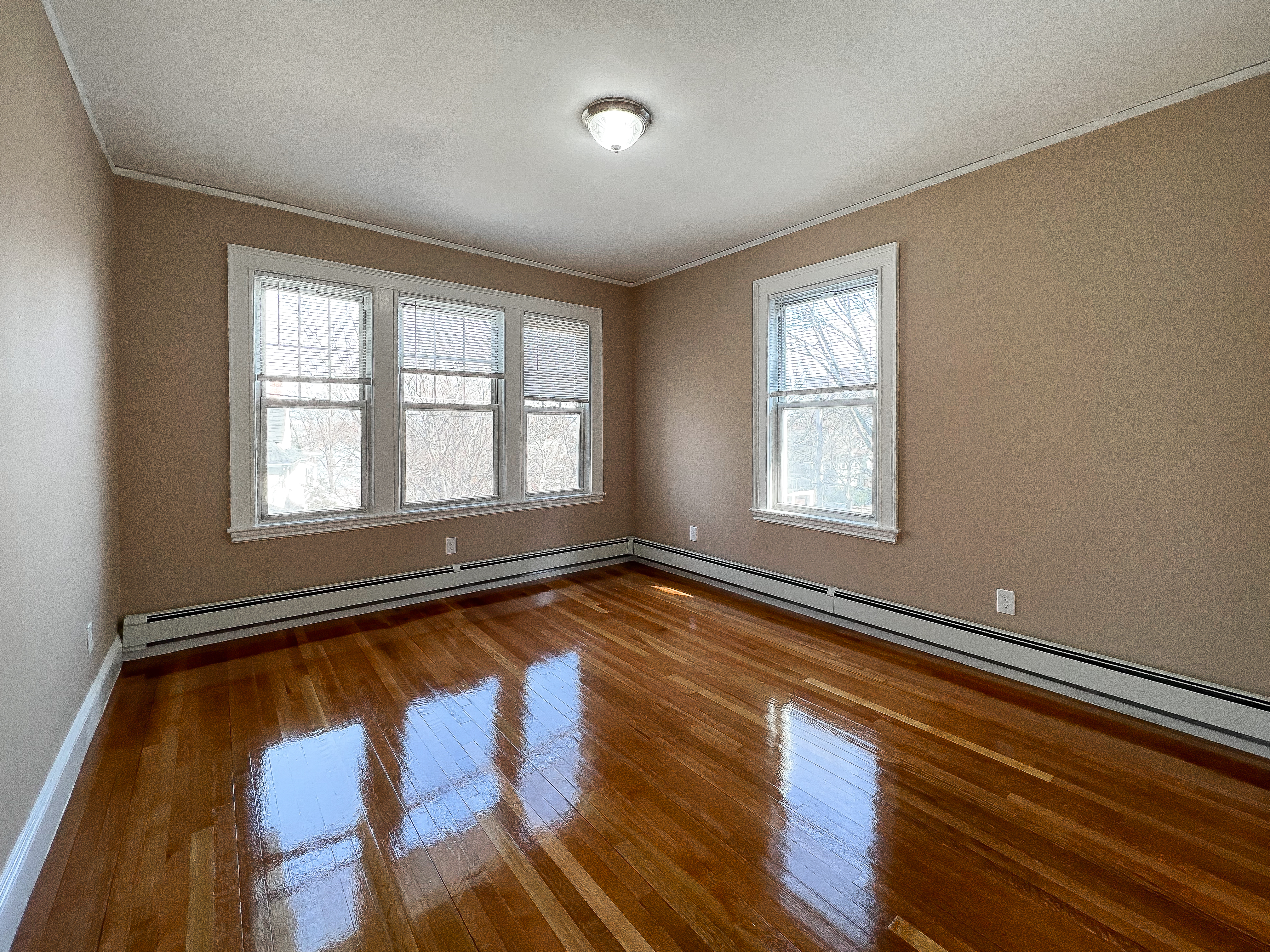 144 Winchester St, Coolidge Corner