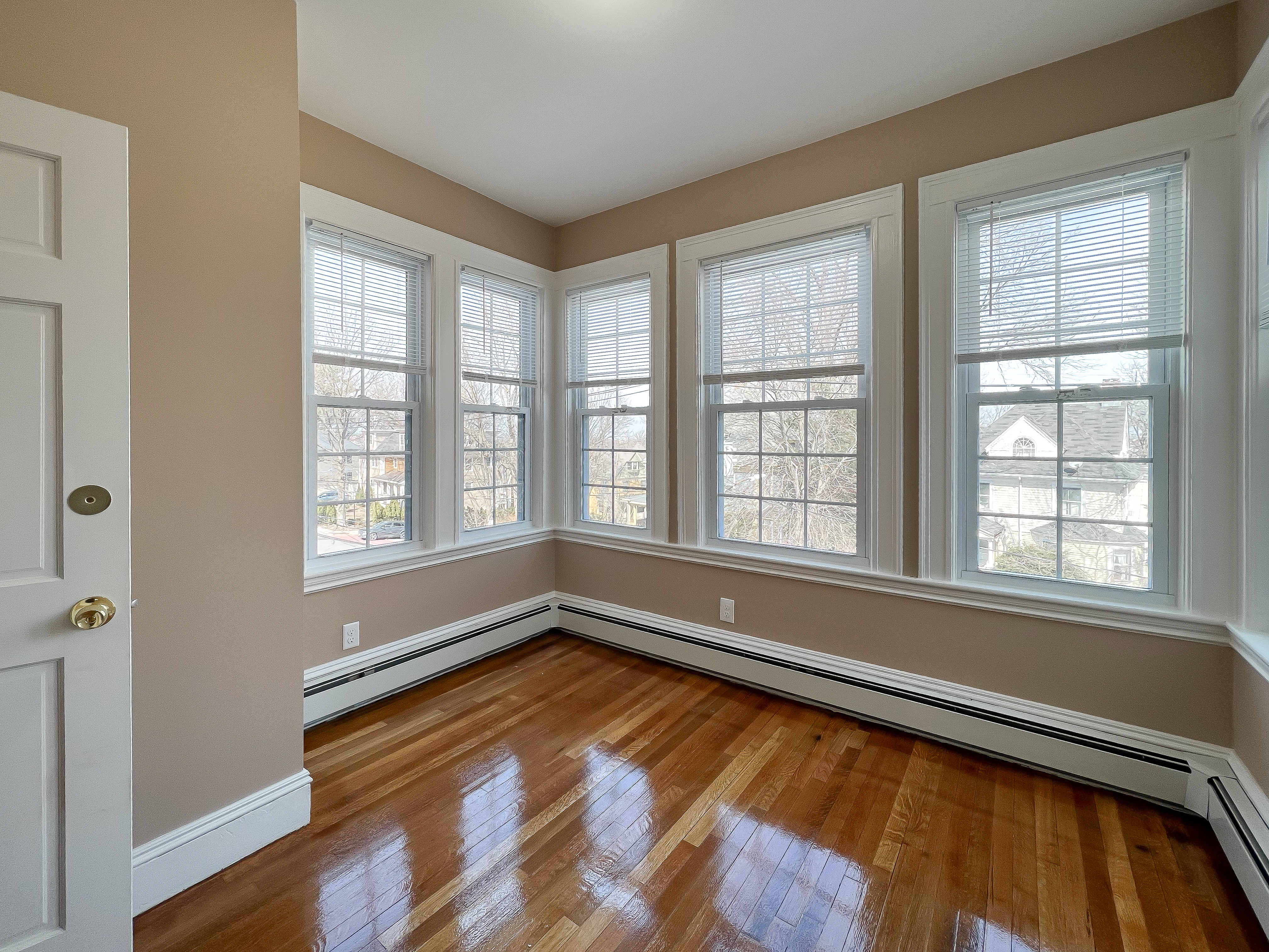 144 Winchester St, Coolidge Corner