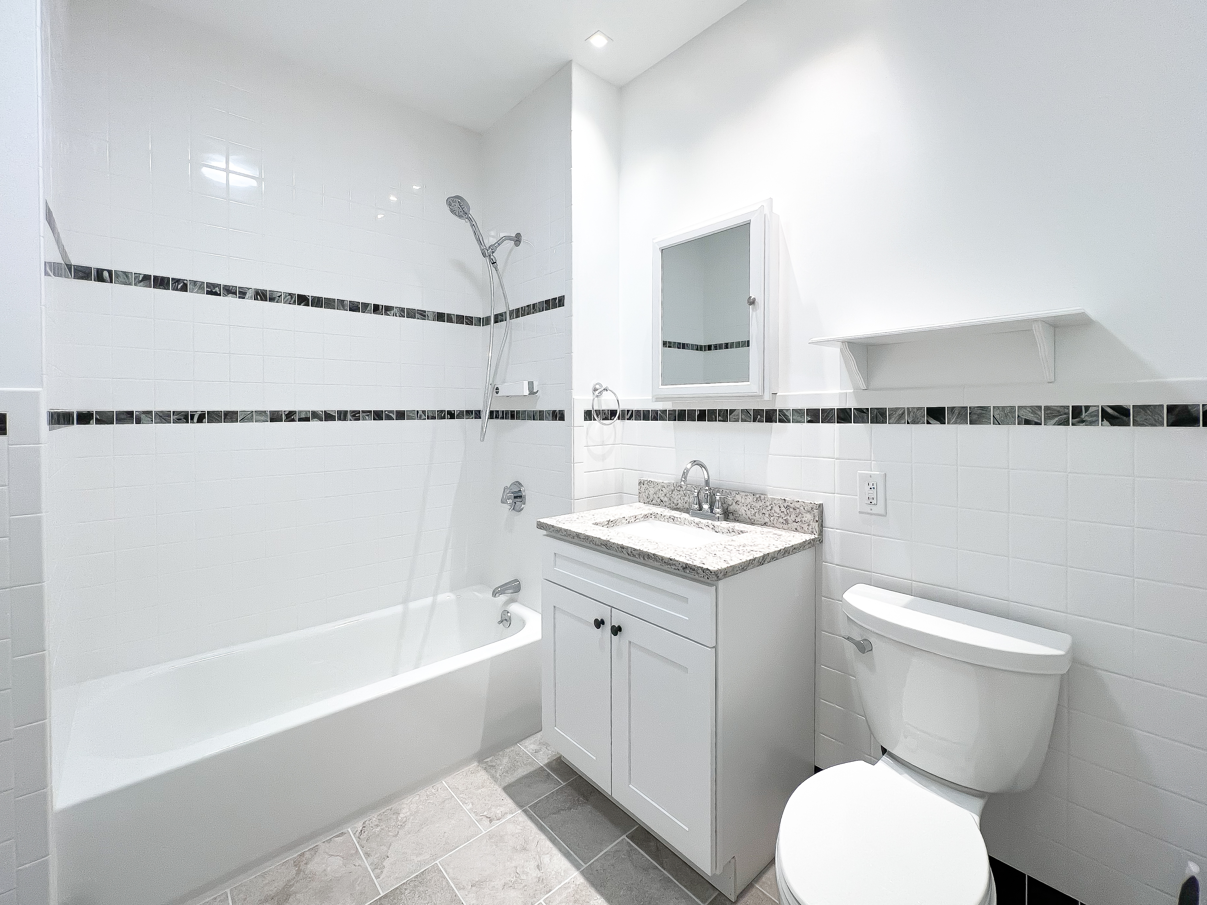 144 Winchester St, Coolidge Corner