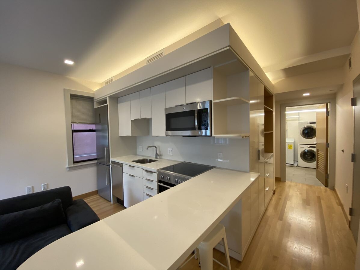 115 Mount Auburn, Harvard Square