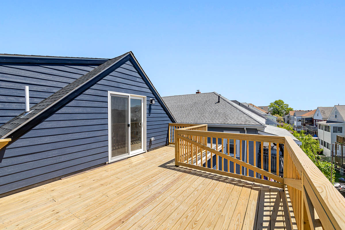 62 Bradbury Ave, Medford