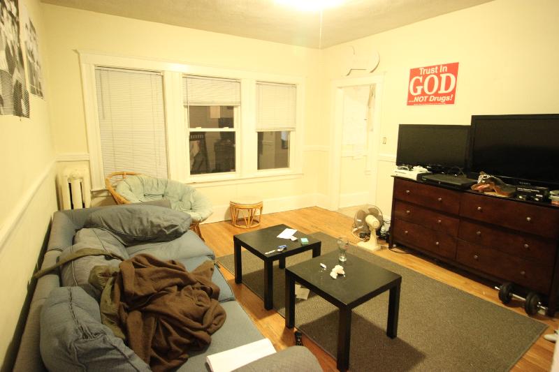 97 Kilsyth Rd, Brighton