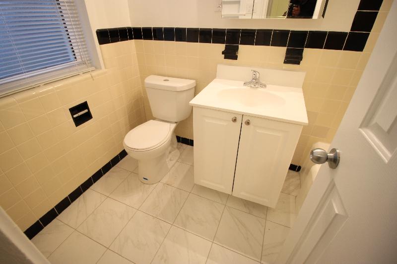 252 Independence Dr, Chestnut Hill