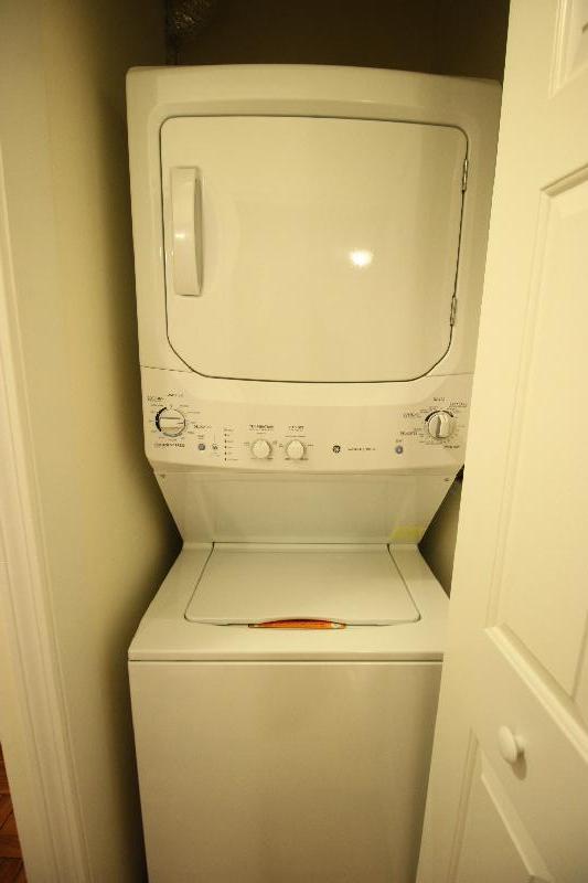 252 Independence Dr, Chestnut Hill