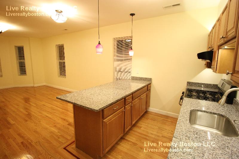 233 Boylston St, Brookline