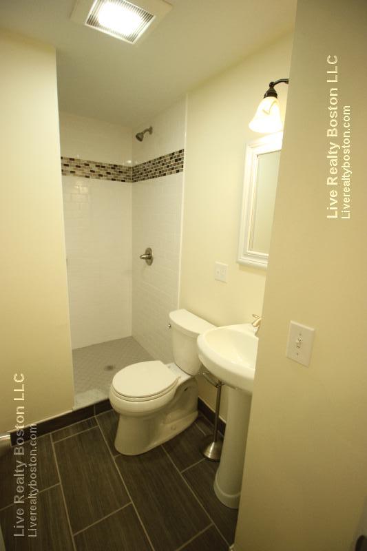 233 Boylston St, Brookline