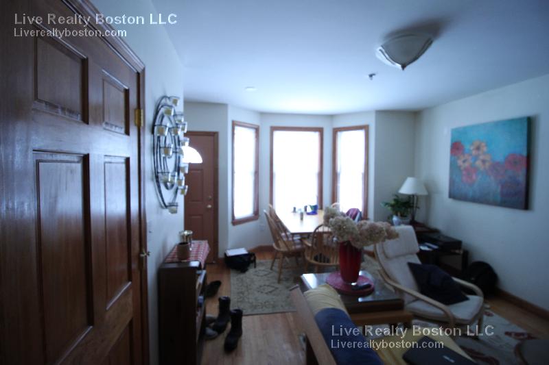 102 Allston St, Allston