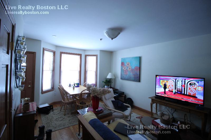 102 Allston St, Allston