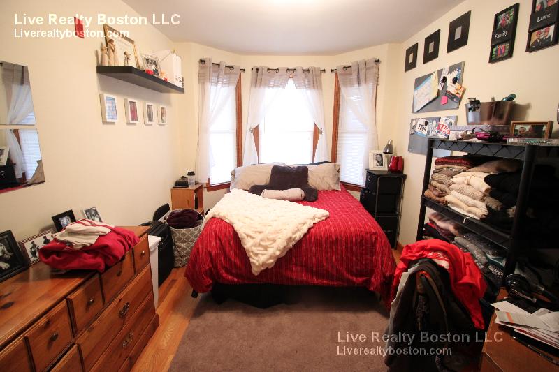 102 Allston St, Allston