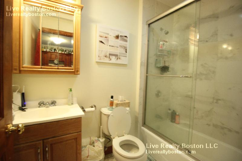 102 Allston St, Allston