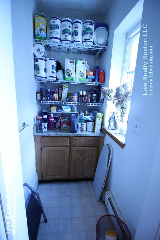 1426 Commonwealth Ave, Brighton