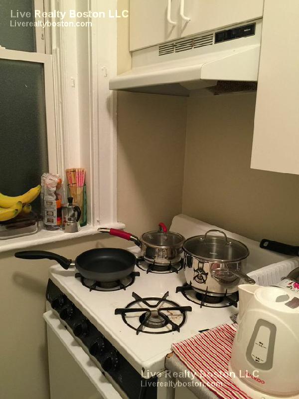 1193 Commonwealth Ave, Allston