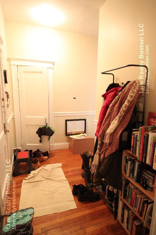 1185 Commonwealth Ave, Allston