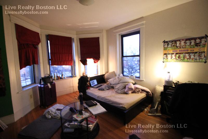 1254 Commonwealth Ave, Allston